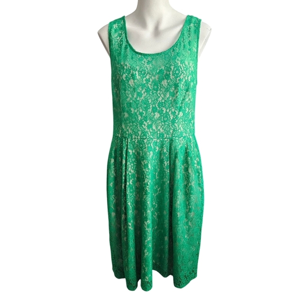 Betsey Johnson Kelly Green Lace Overlay Mini Dress Size 10 - Picture 1 of 14